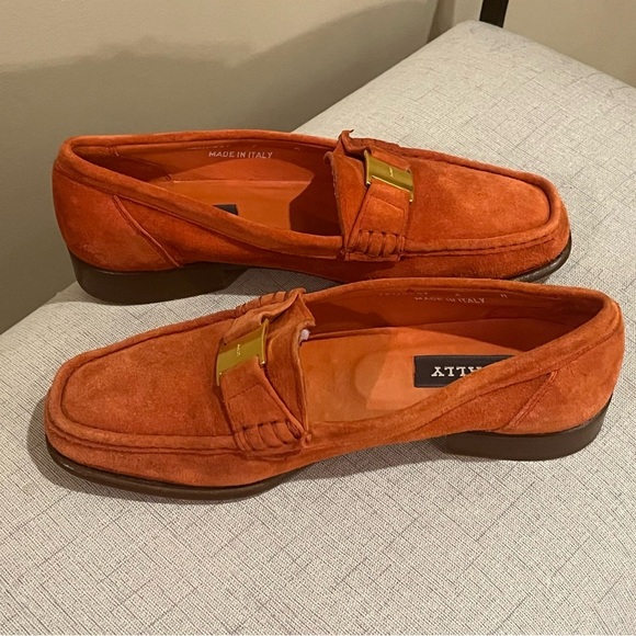 Bally Burnt Orange Suede Logo Tempest Loafers, size 6 - Picture 2 of 6